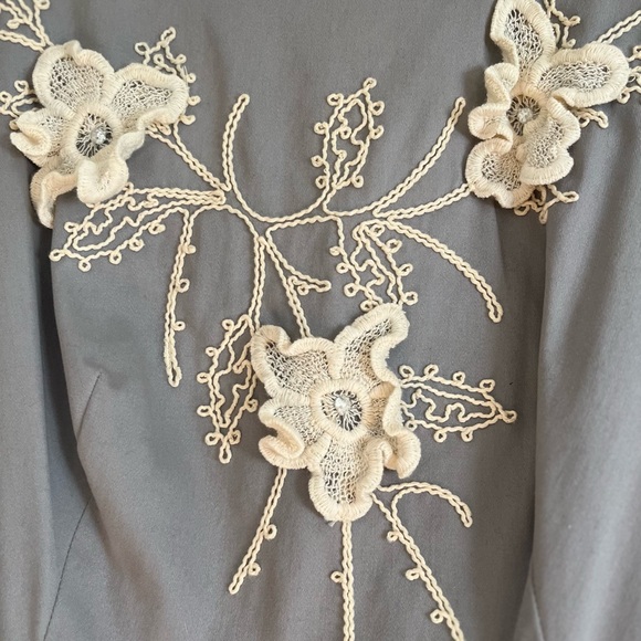 Tatyana Sleeveless, Gray, White Floral Embroidery Crystal Swing Dress - Picture 4 of 8